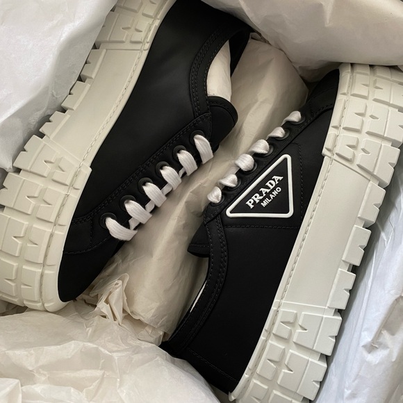 Prada Tennis Shoes 🖤 - Picture 2 of 6